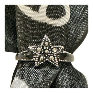 Marcasite Star And Black Enamel Sterling Silver Ring Stamped Mex Size 7